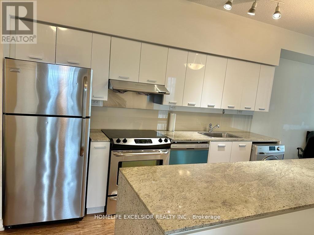 1909 - 29 Singer Court, Toronto, ON - Indoor Photo Showing Kitchen
