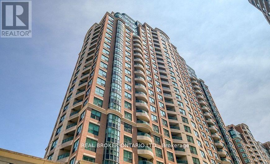 1516 - 7 Lorraine Drive, Toronto, ON - Outdoor With Facade