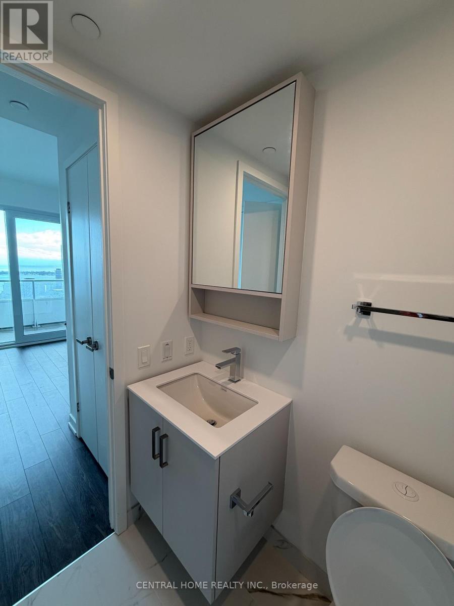 4810 - 88 Queen Street E, Toronto, ON - Indoor Photo Showing Bathroom