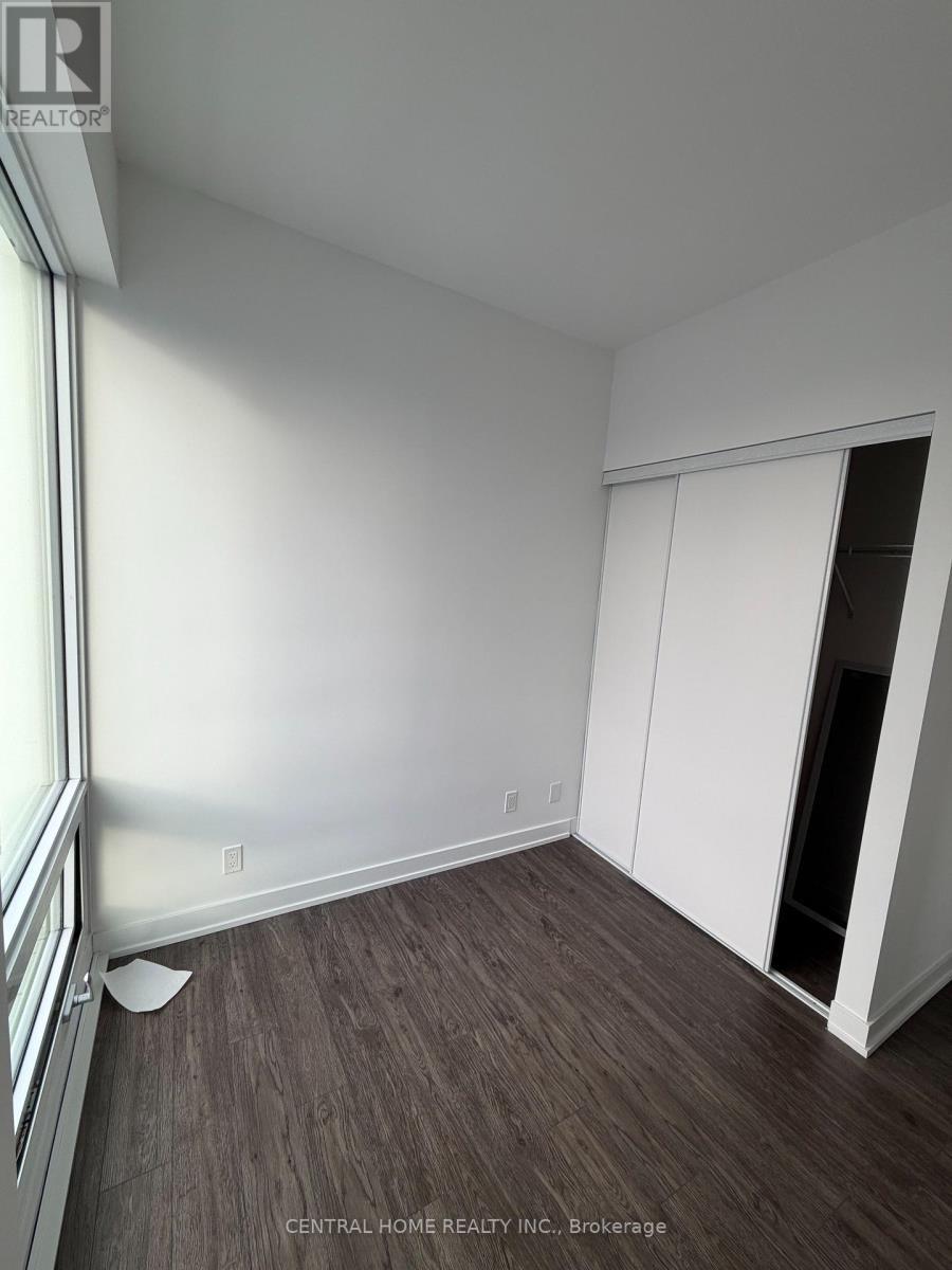 4810 - 88 Queen Street E, Toronto, ON - Indoor Photo Showing Other Room