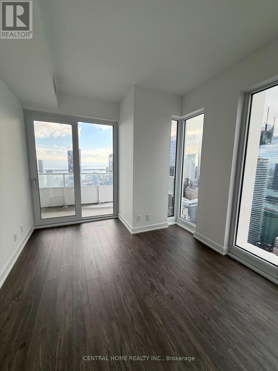 4810 - 88 Queen Street E, Toronto, ON - Indoor Photo Showing Other Room