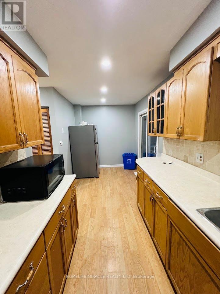 32A Crossley Drive, Port Hope, ON - Indoor Photo Showing Kitchen