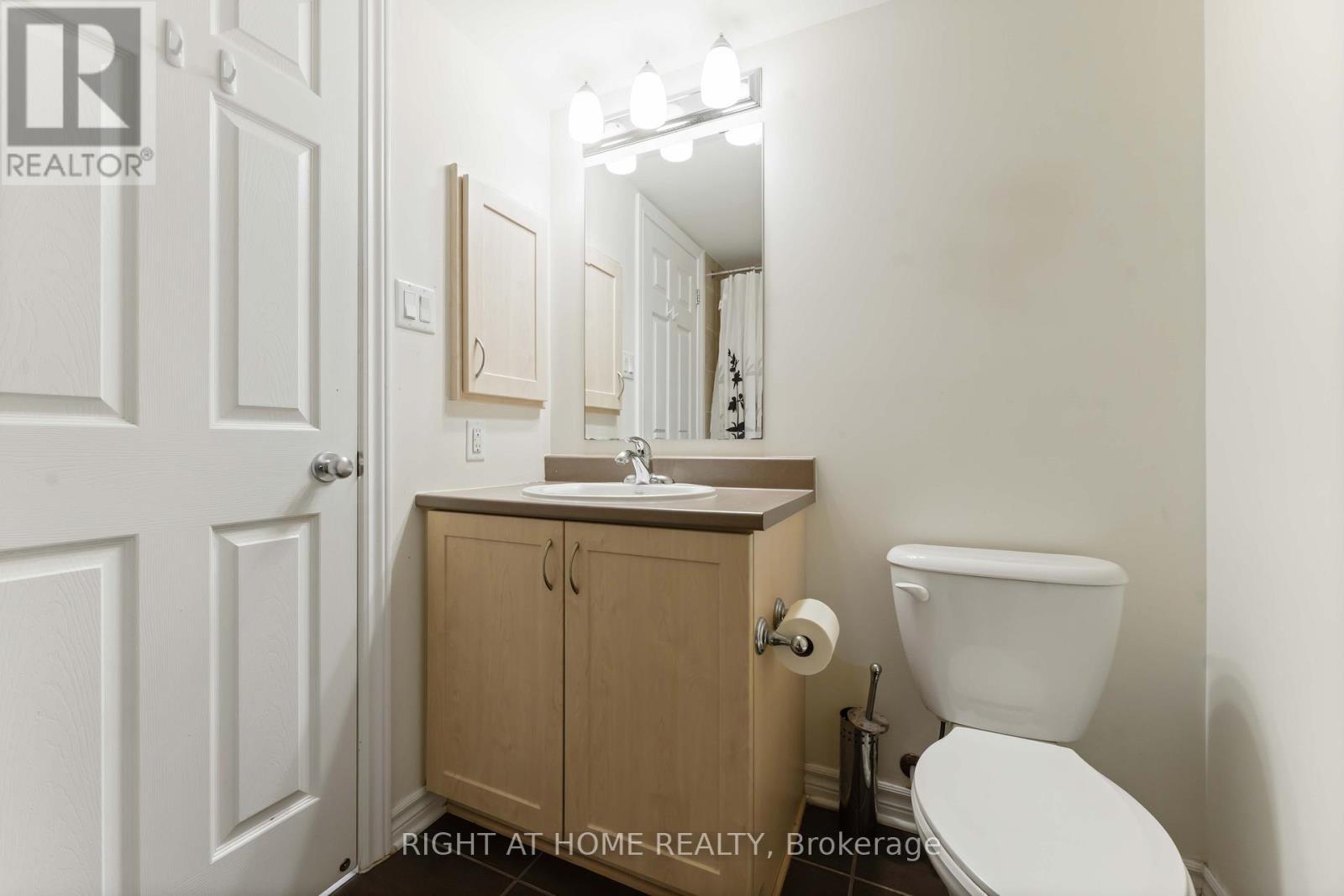 B - 574 Chapman Mills Drive, Ottawa, ON - Indoor Photo Showing Bathroom