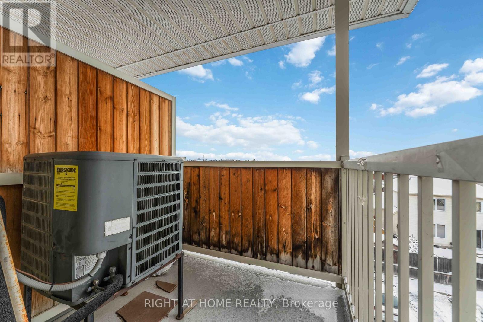 B - 574 Chapman Mills Drive, Ottawa, ON - Indoor