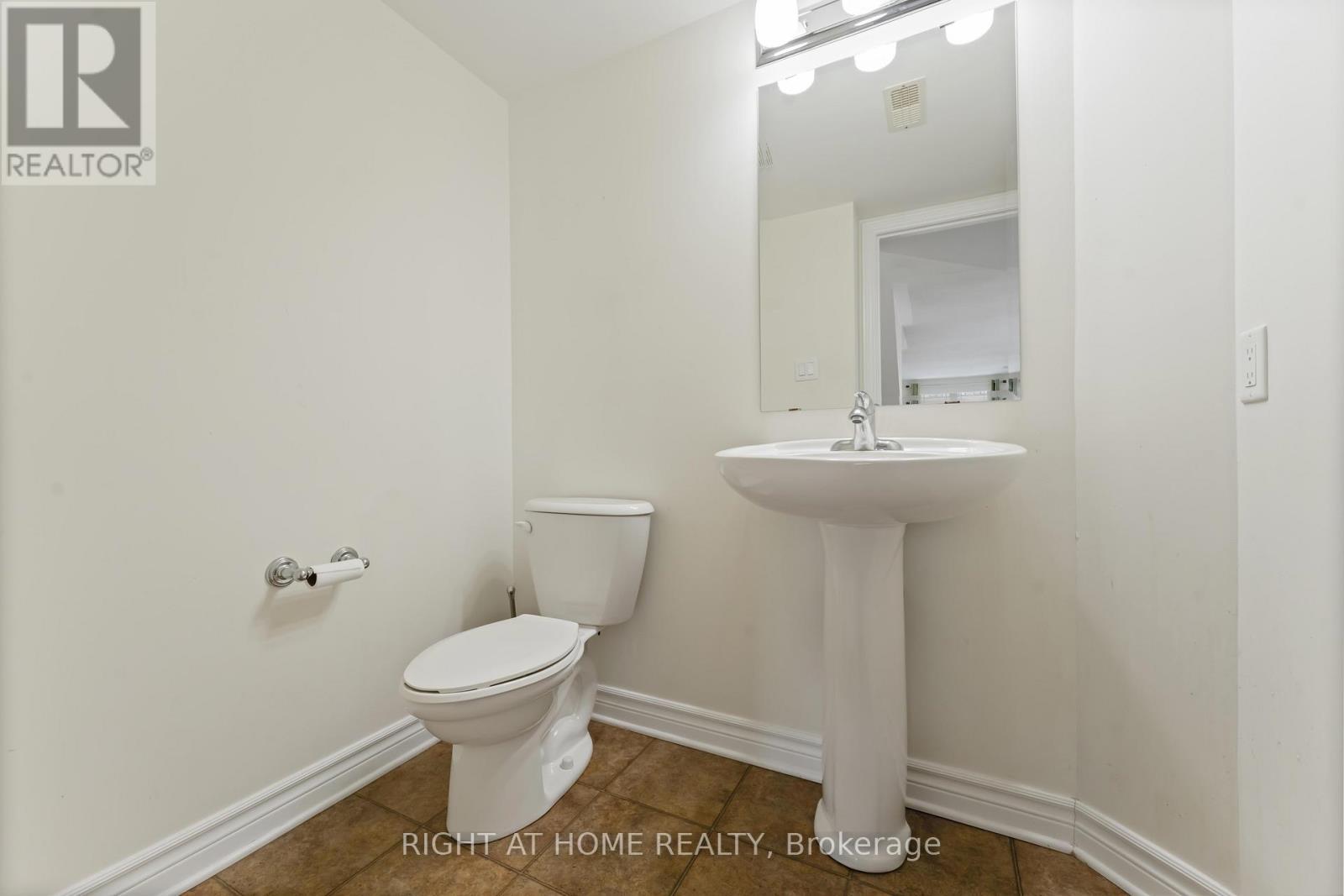 B - 574 Chapman Mills Drive, Ottawa, ON - Indoor Photo Showing Bathroom