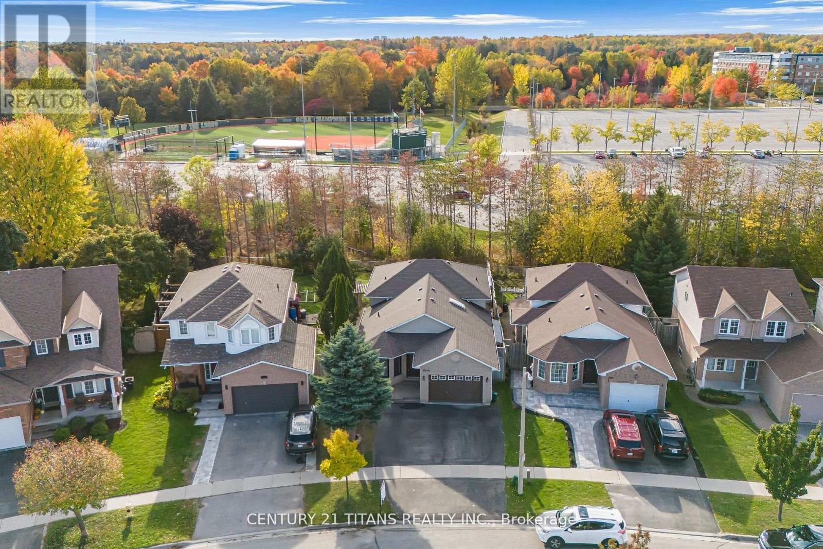 Main Floor - 1959 Dalhousie Crescent, Oshawa, ON - Outdoor With Facade With View