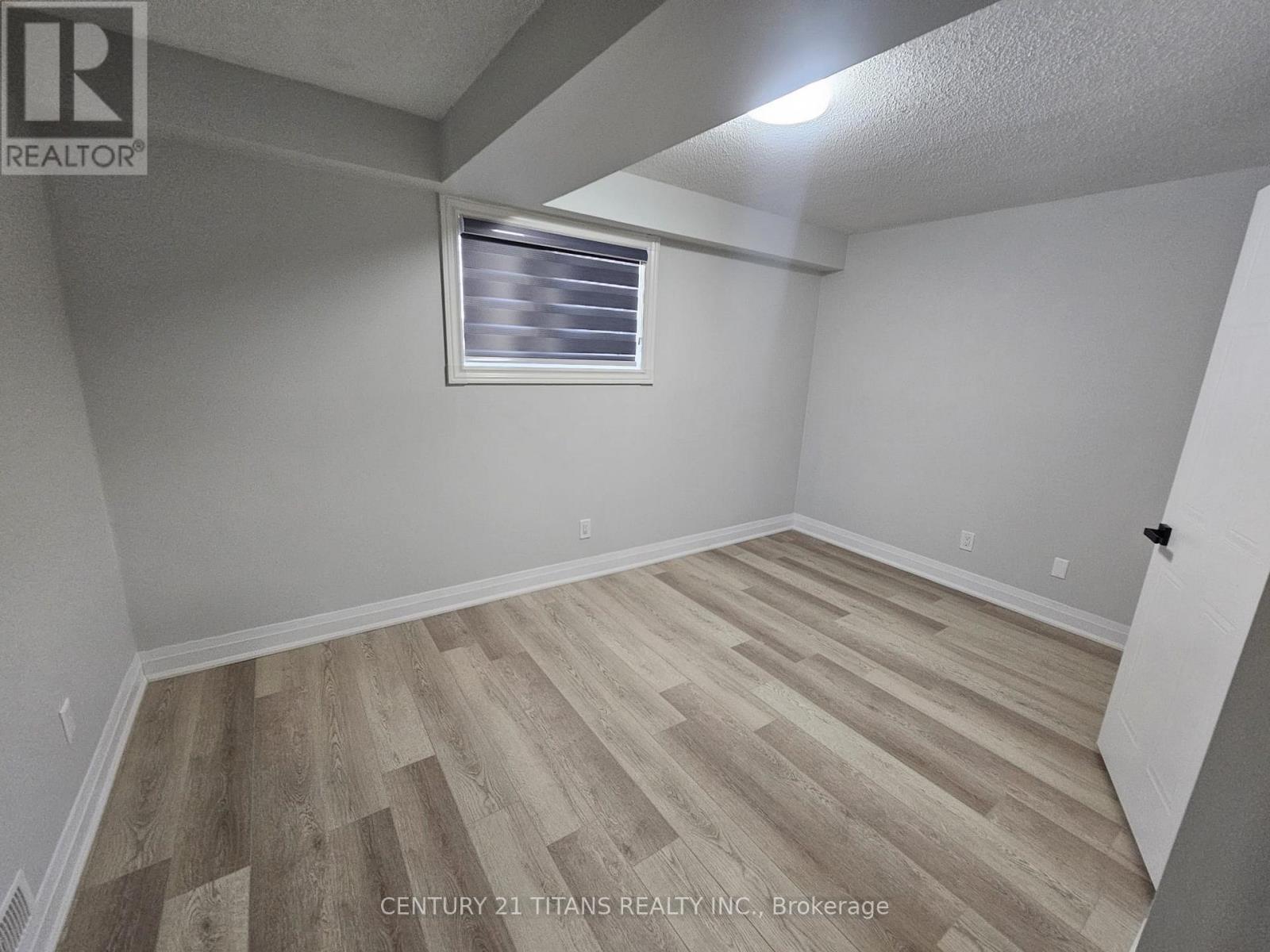 Main Floor - 1959 Dalhousie Crescent, Oshawa, ON - Indoor Photo Showing Other Room