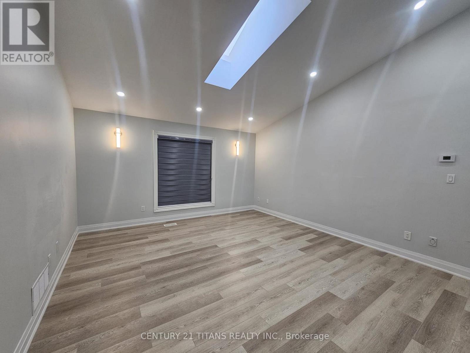 Main Floor - 1959 Dalhousie Crescent, Oshawa, ON - Indoor Photo Showing Other Room