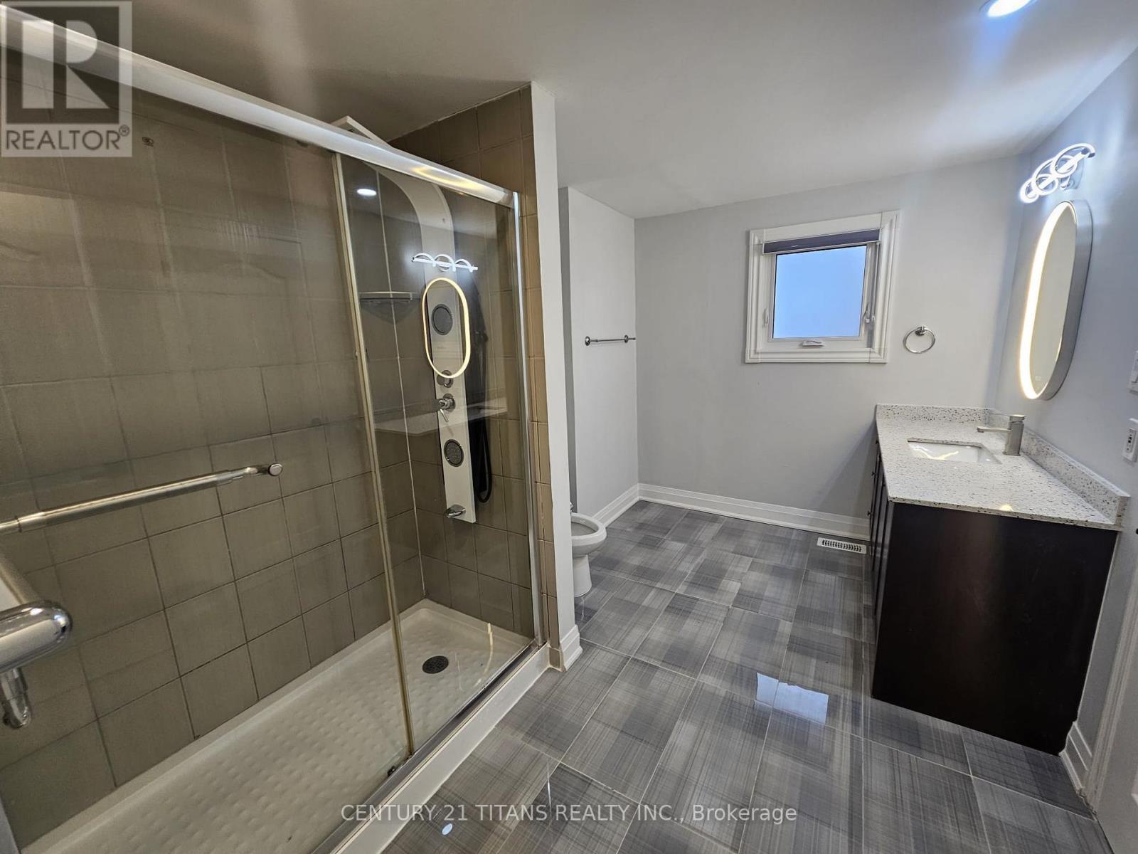 Main Floor - 1959 Dalhousie Crescent, Oshawa, ON - Indoor Photo Showing Bathroom