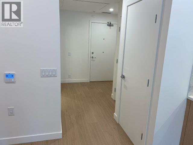 405 150 James Road, Port Moody, BC - Indoor Photo Showing Other Room