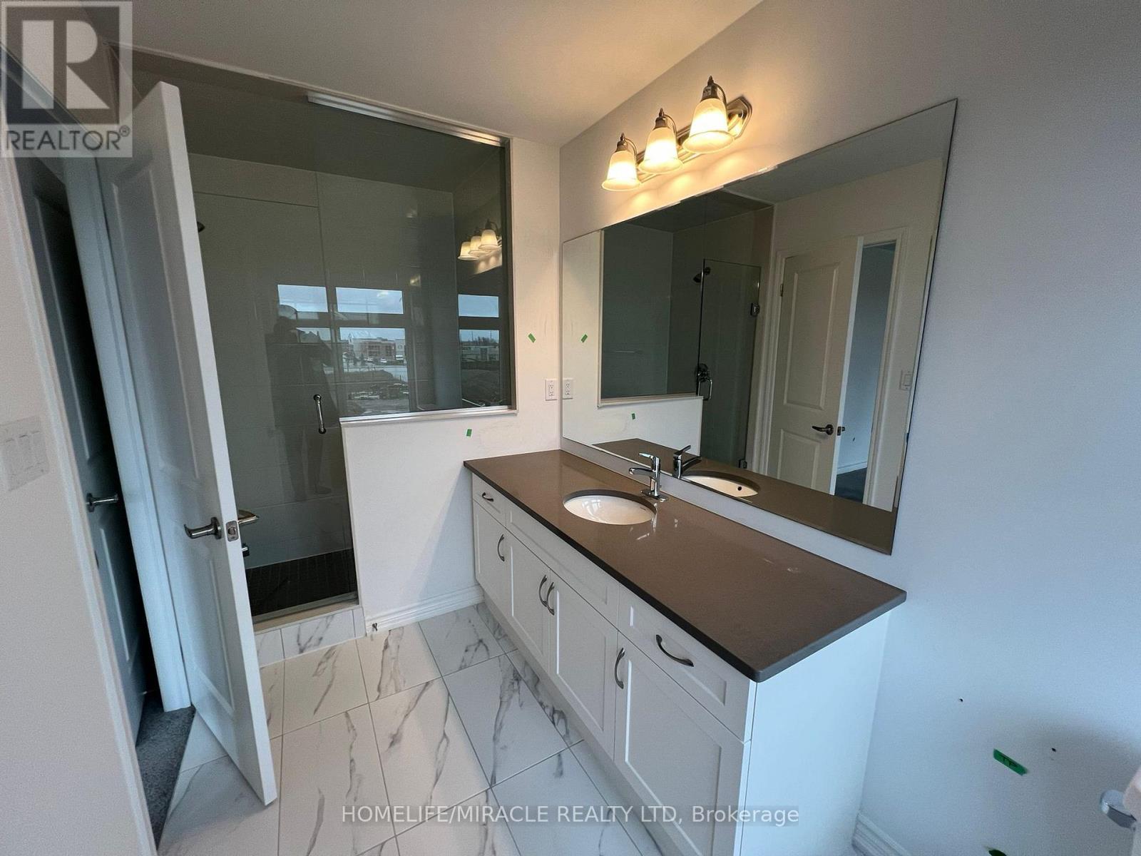 148 Keppel Circle, Brampton, ON - Indoor Photo Showing Bathroom