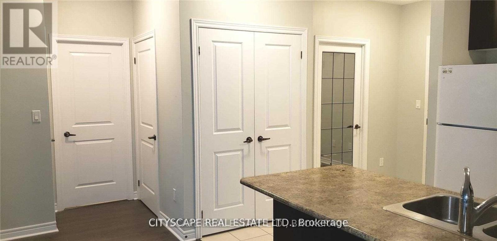 406 - 7400 Markham Road, Markham, ON - Indoor Photo Showing Other Room