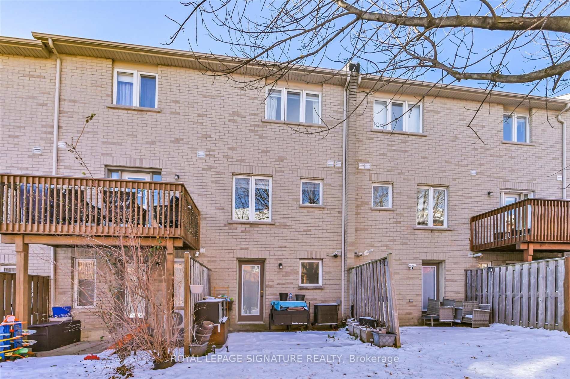 11-435 Hensal Circle, Mississauga, ON - Outdoor With Exterior