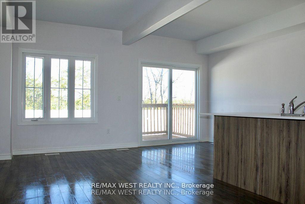 26 Glacier Crescent, Belleville, ON - Indoor Photo Showing Other Room