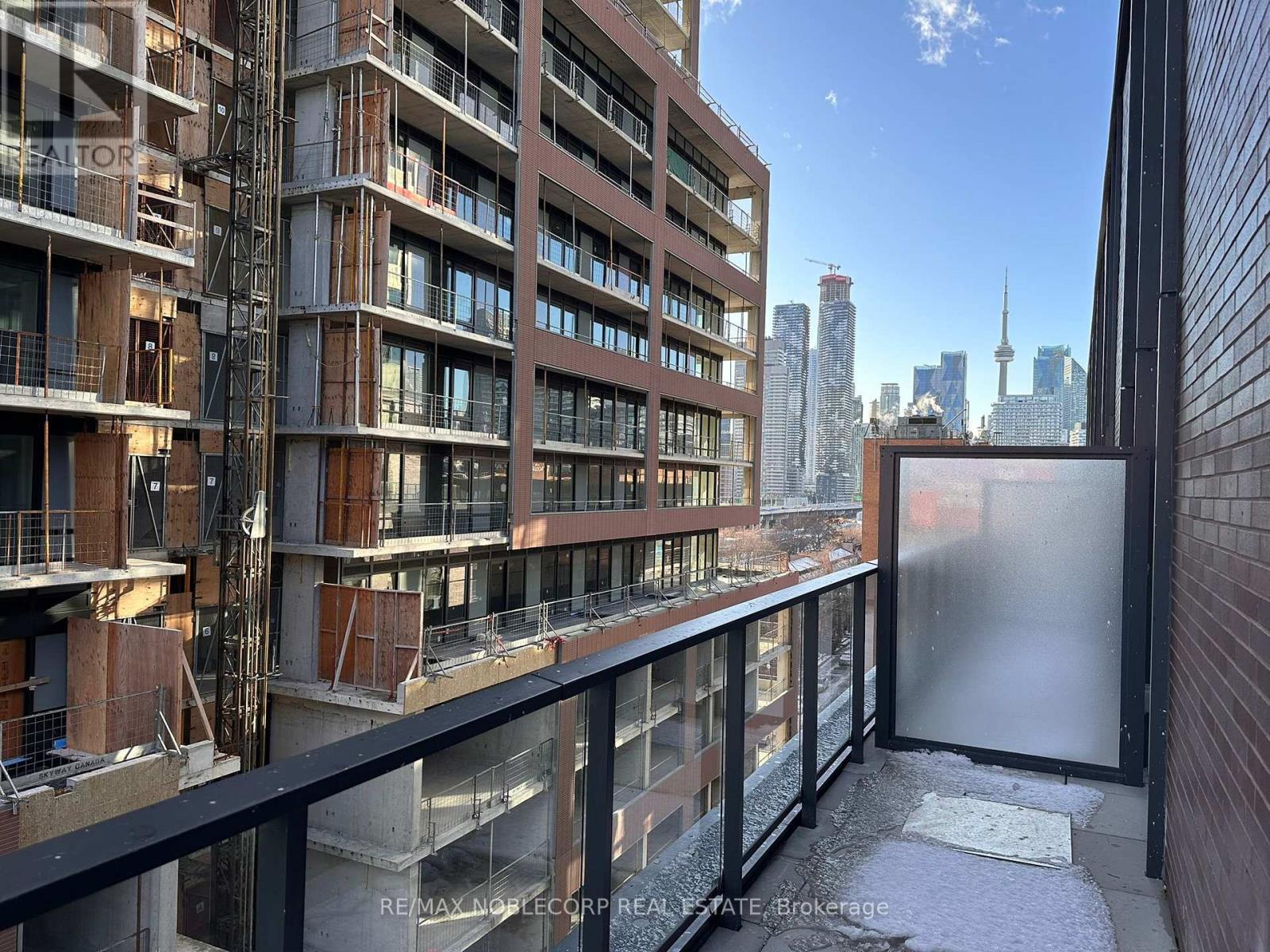 815 - 35 Parliament Street, Toronto, ON - Outdoor