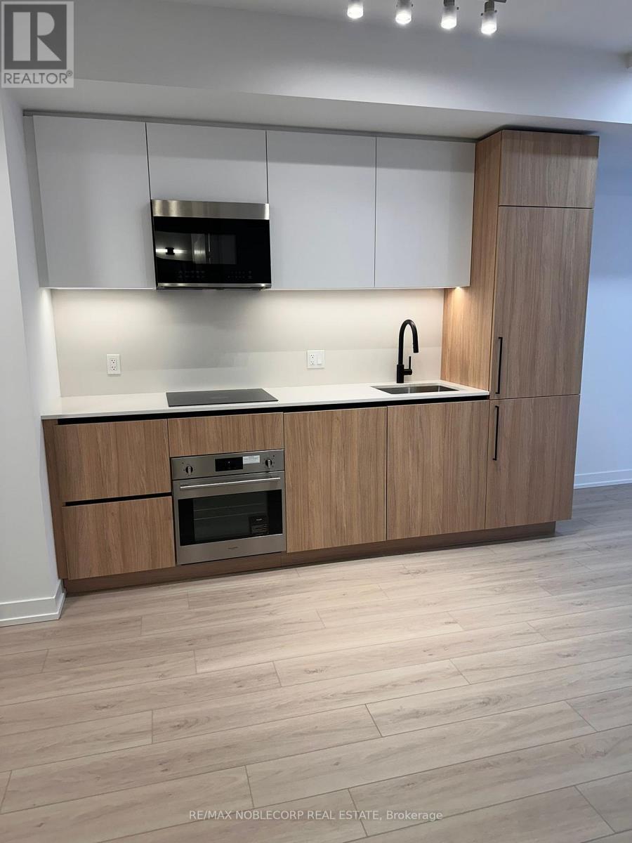 815 - 35 Parliament Street, Toronto, ON - Indoor Photo Showing Kitchen