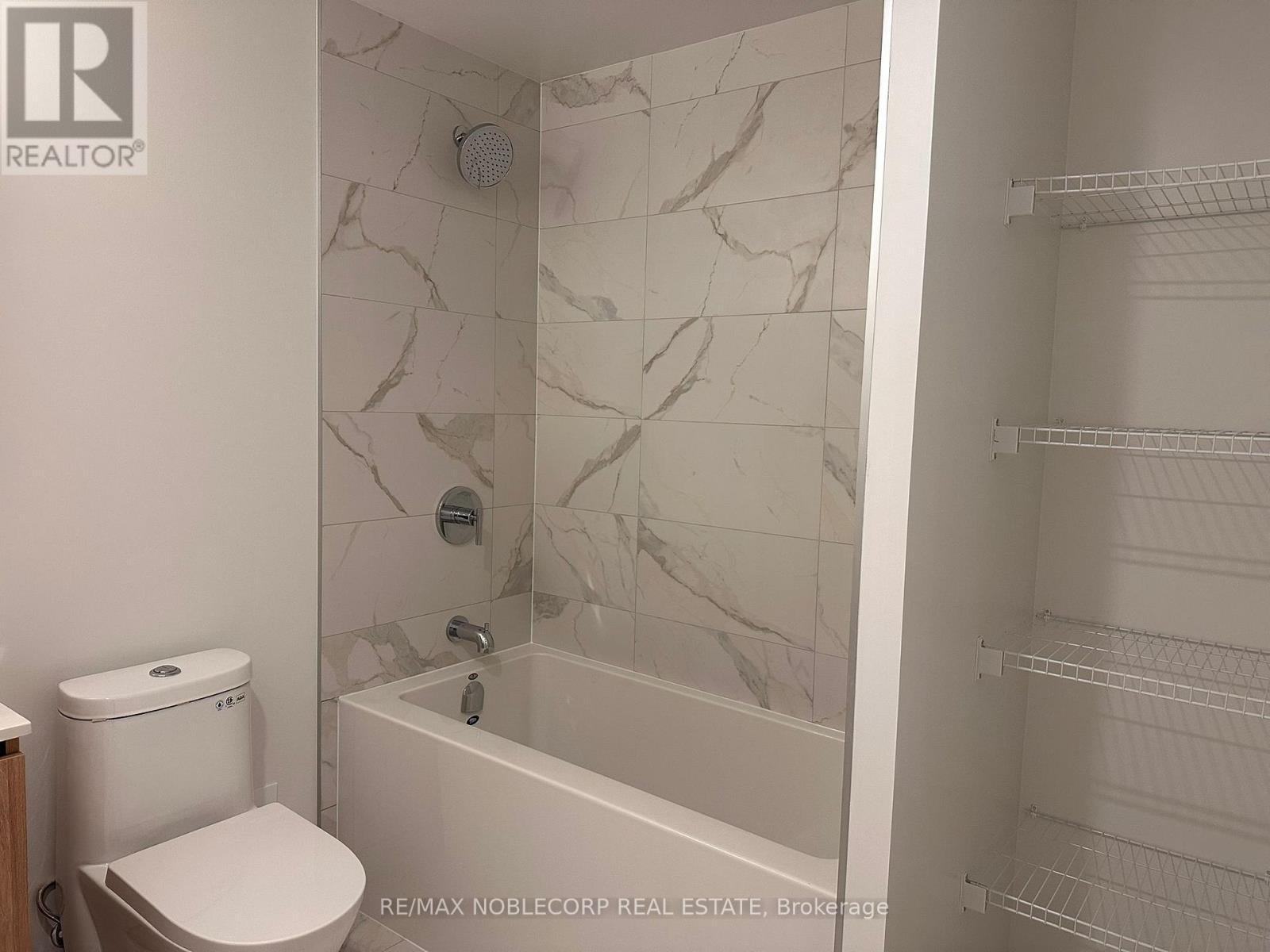 815 - 35 Parliament Street, Toronto, ON - Indoor Photo Showing Bathroom
