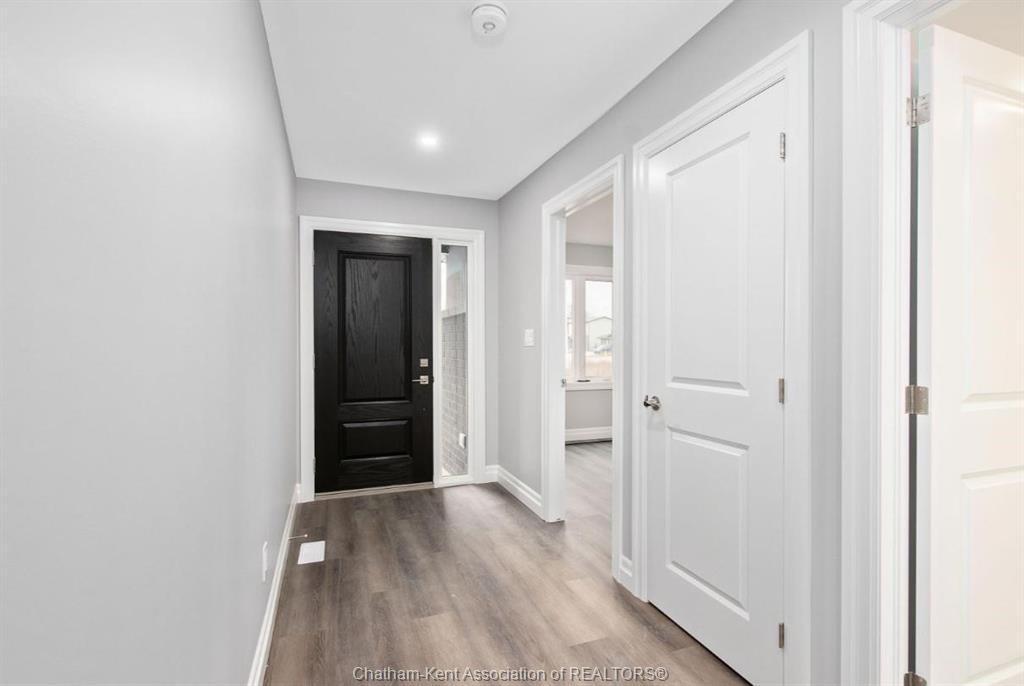 102 Kerr Avenue, Chatham, ON