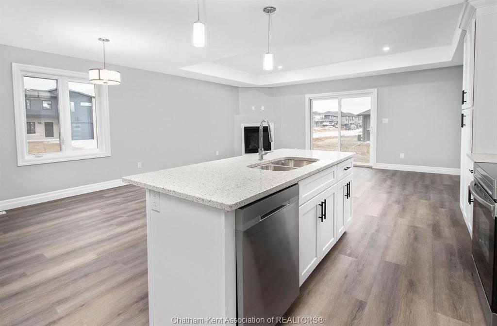 102 Kerr Avenue, Chatham, ON