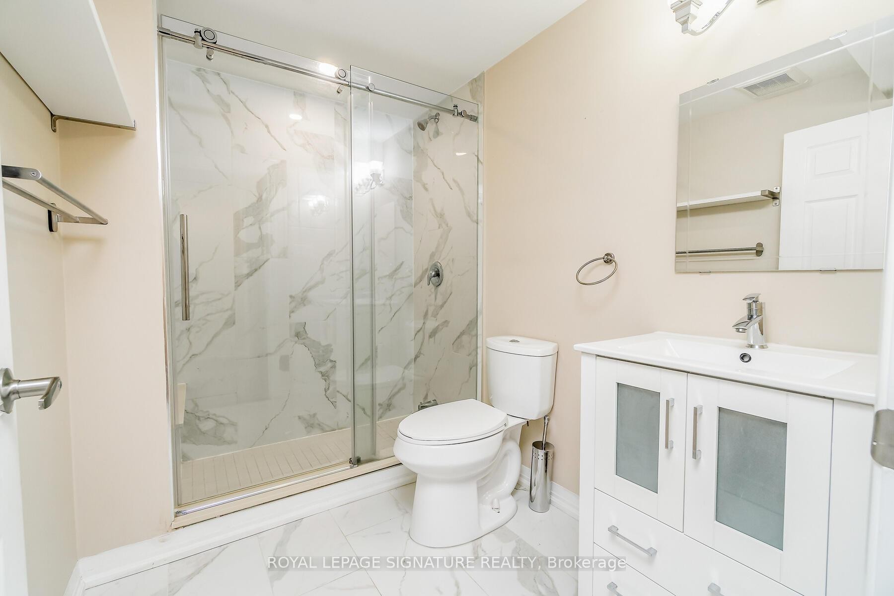 62 Summerlea Street, Markham, ON - Indoor Photo Showing Bathroom