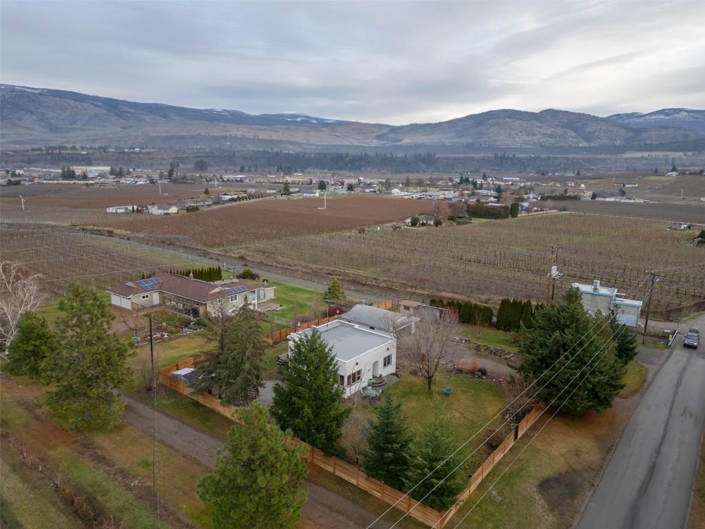 824 Road 2, Oliver, BC - Outdoor With View