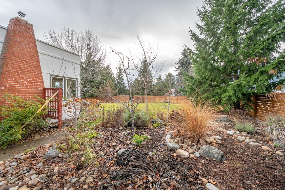 824 Road 2, Oliver, BC - Outdoor