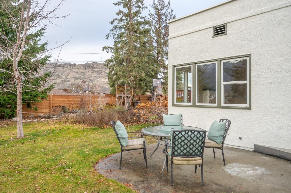 824 Road 2, Oliver, BC - Outdoor With Deck Patio Veranda