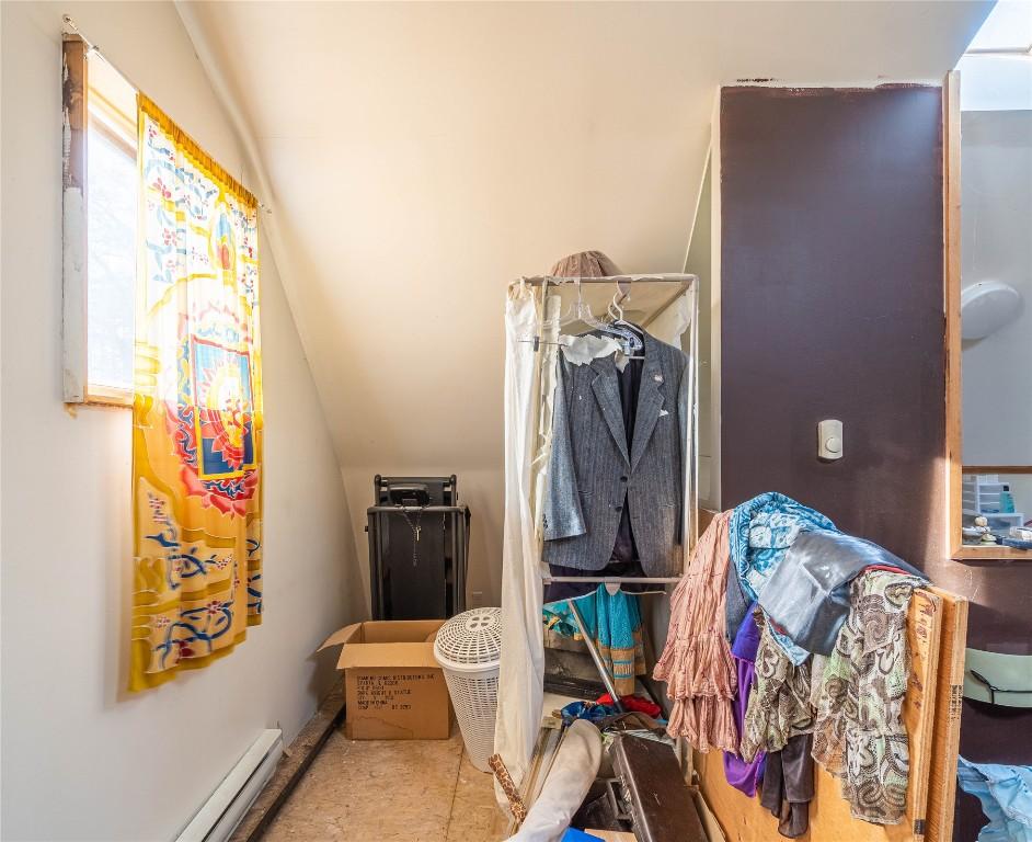 608 St Paul Street, Kamloops, BC - Indoor