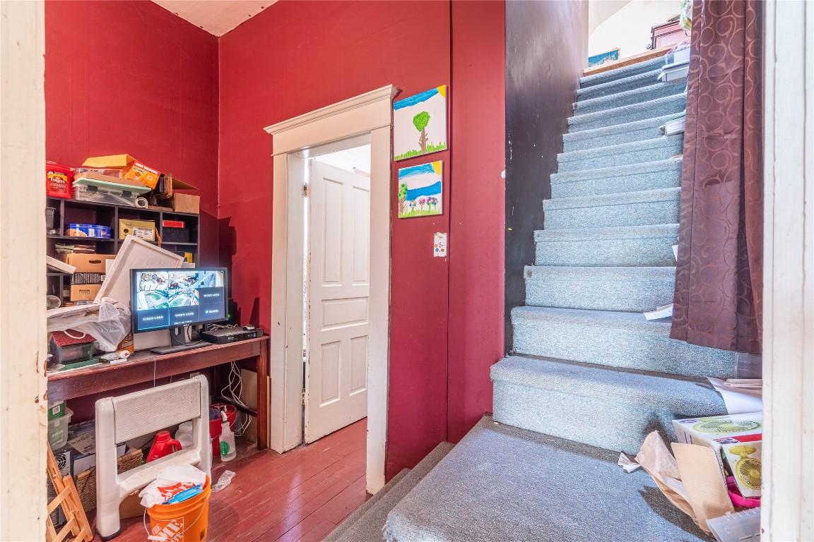 608 St Paul Street, Kamloops, BC - Indoor Photo Showing Other Room