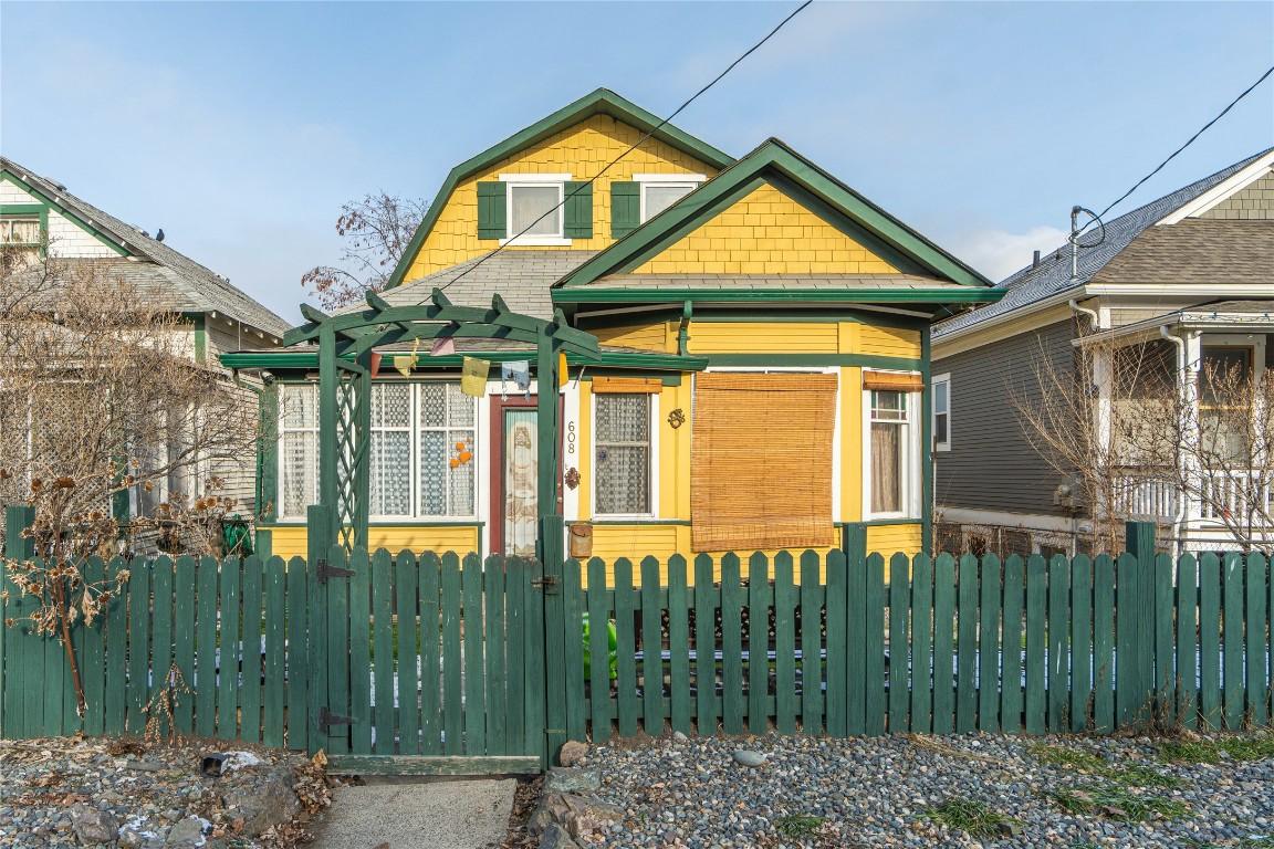 608 St Paul Street, Kamloops, BC - Outdoor