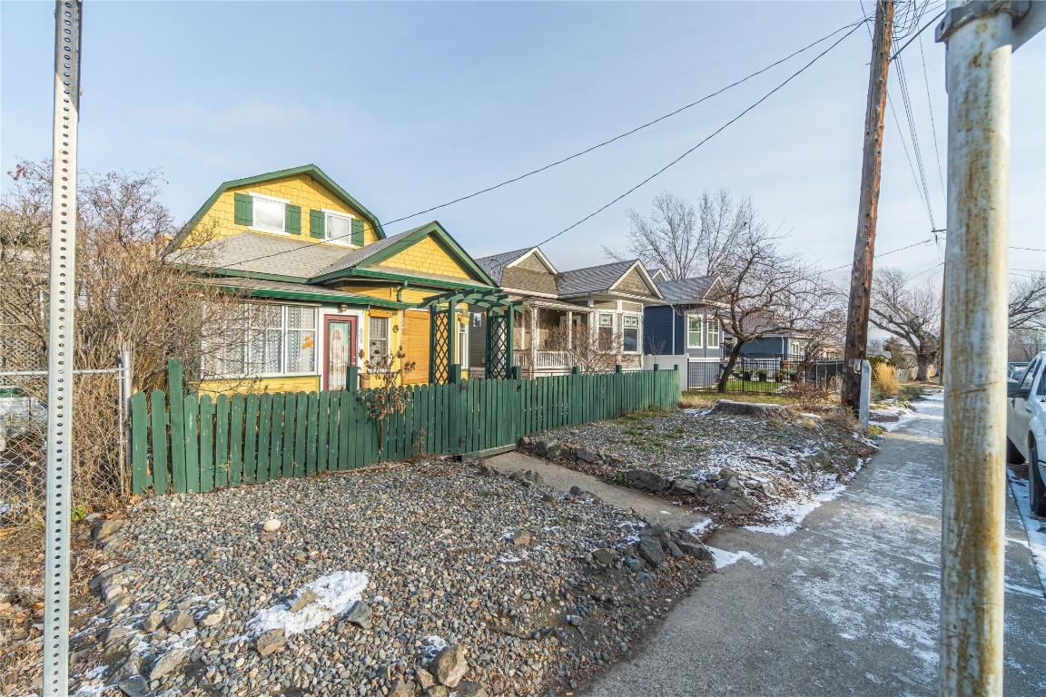 608 St Paul Street, Kamloops, BC - Outdoor