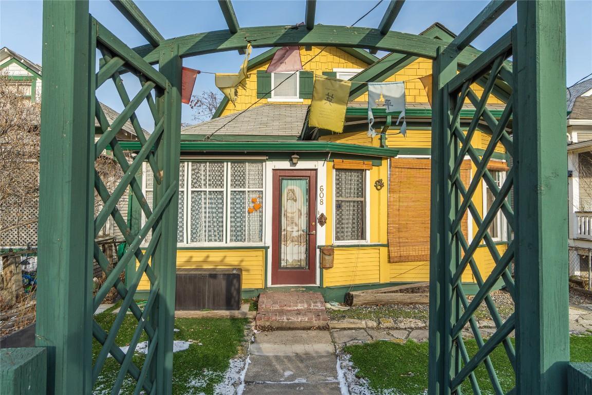 608 St Paul Street, Kamloops, BC -