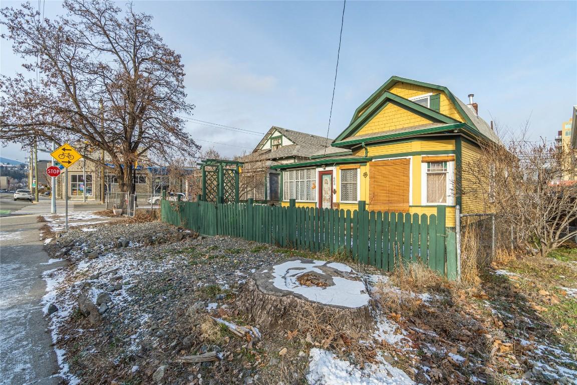 608 St Paul Street, Kamloops, BC - Outdoor