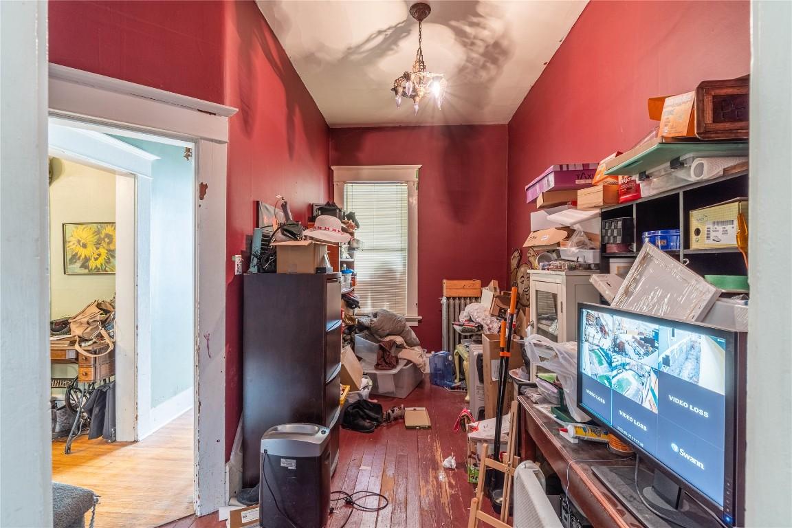 608 St Paul Street, Kamloops, BC - Indoor