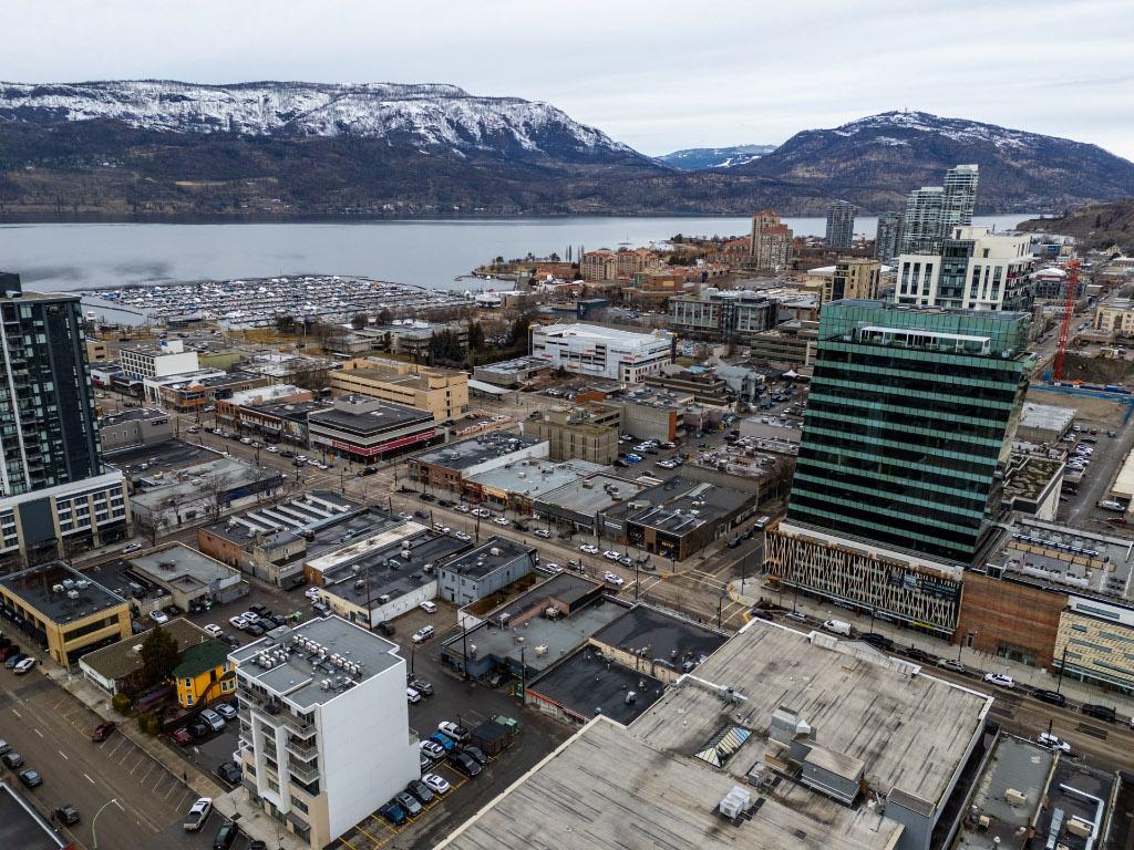 543 Bernard Avenue, Kelowna, BC