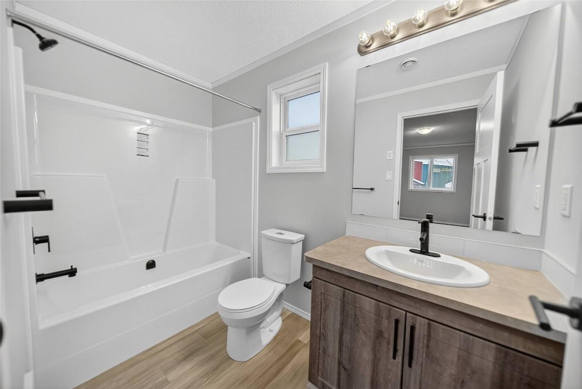 8948 Rundle Place, Canal Flats, BC