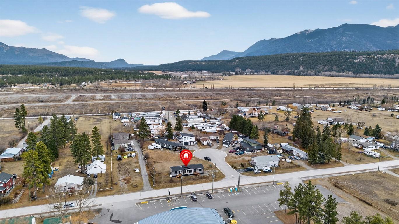 8948 Rundle Place, Canal Flats, BC