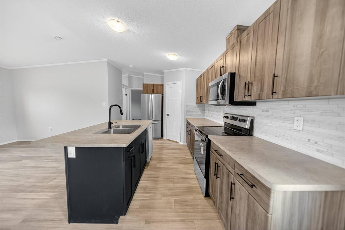 8948 Rundle Place, Canal Flats, BC