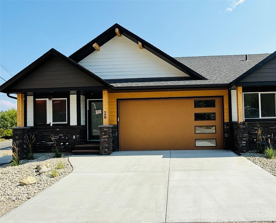 20 Kimberley Avenue, Kimberley, BC - Outdoor