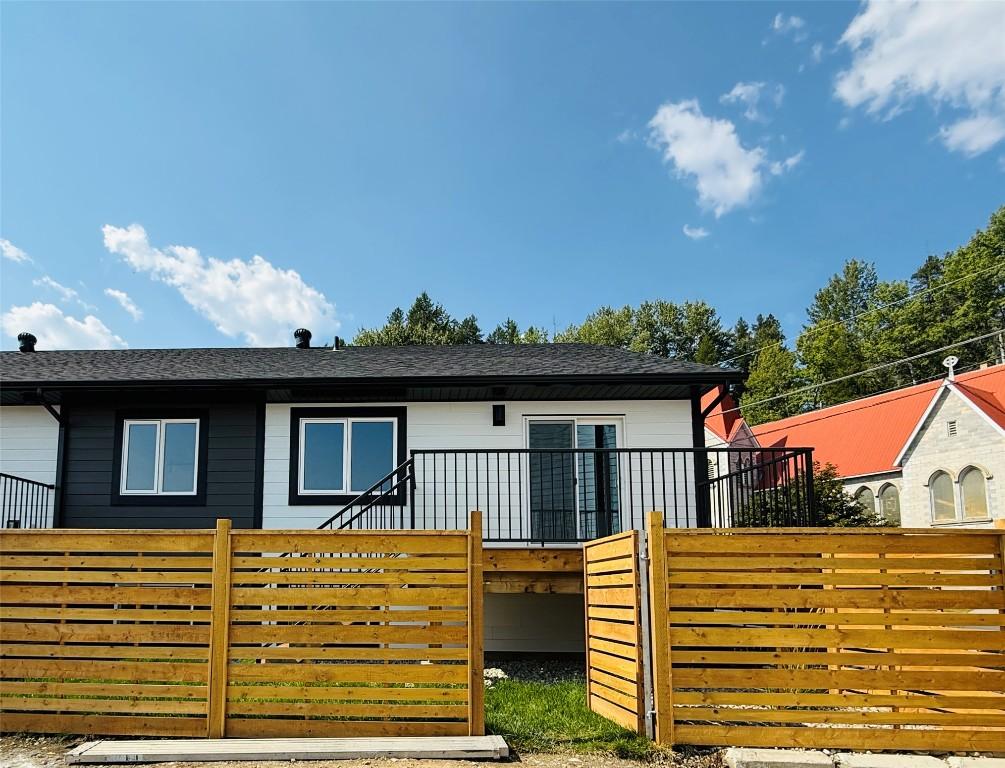 20 Kimberley Avenue, Kimberley, BC - Outdoor With Exterior