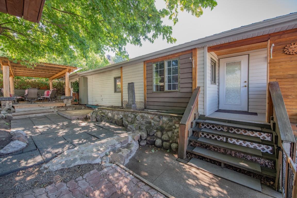 211-15401 Kalamalka Road, Coldstream, BC