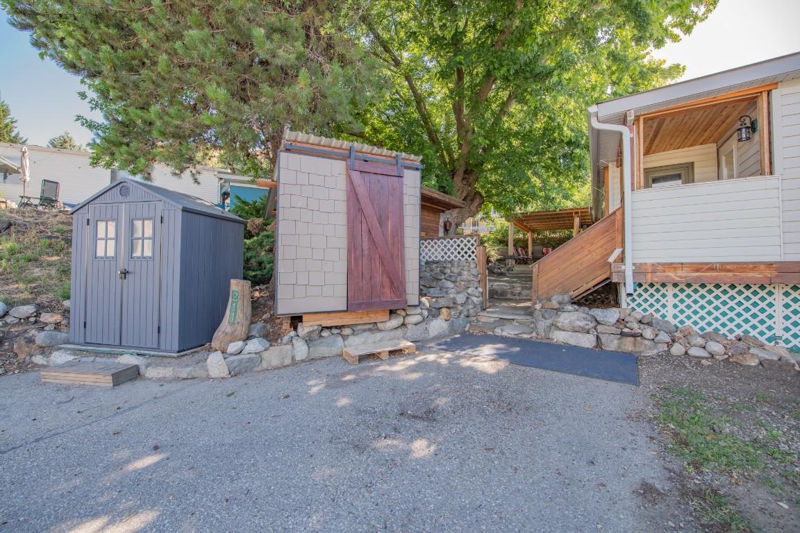 211-15401 Kalamalka Road, Coldstream, BC