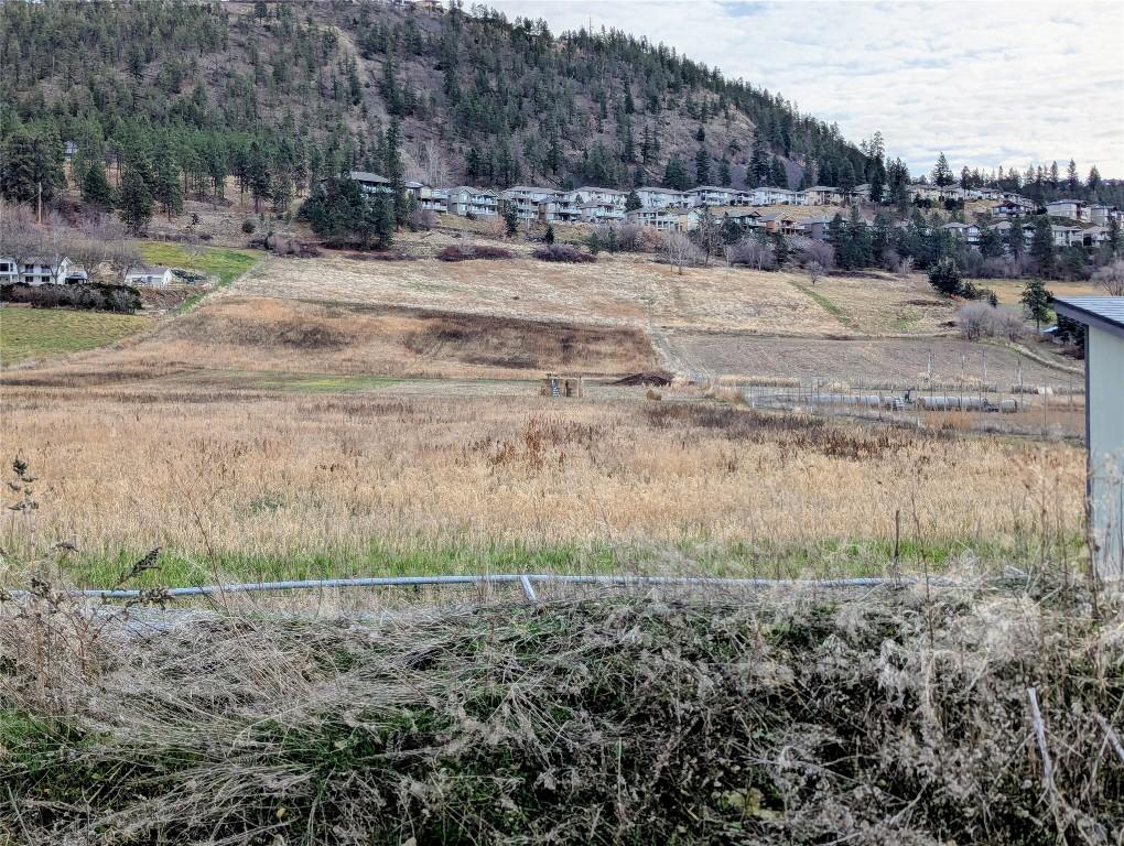 527 Valley Road, Kelowna, BC