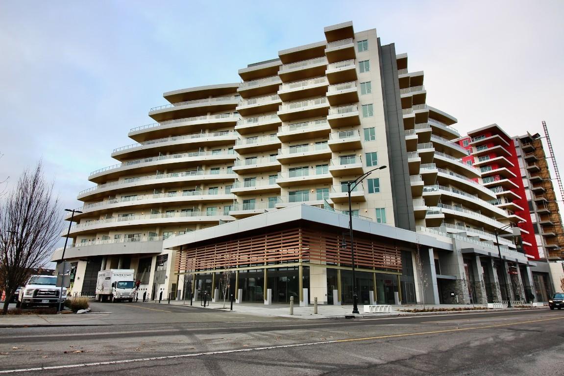 411-3340 Lakeshore Road, Kelowna, BC - Outdoor With Facade