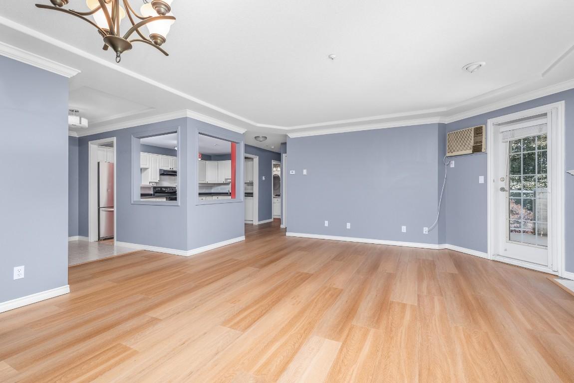 213-3300 Centennial Drive, Vernon, BC - Indoor Photo Showing Other Room