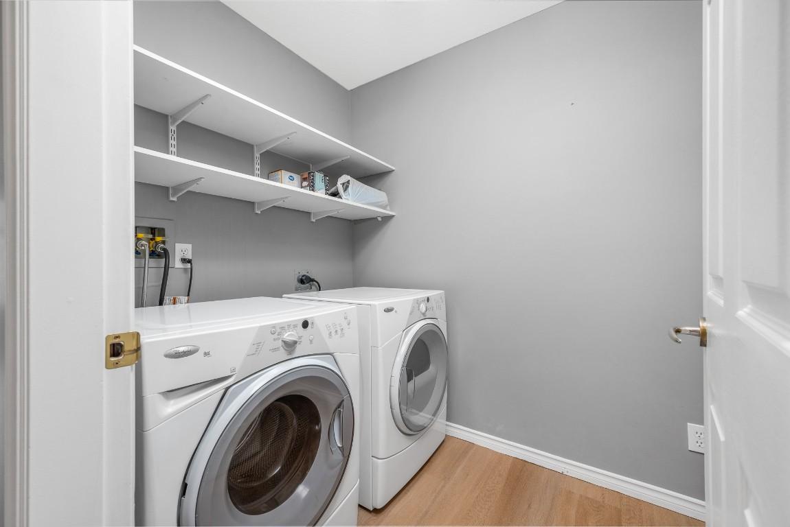 213-3300 Centennial Drive, Vernon, BC - Indoor Photo Showing Laundry Room