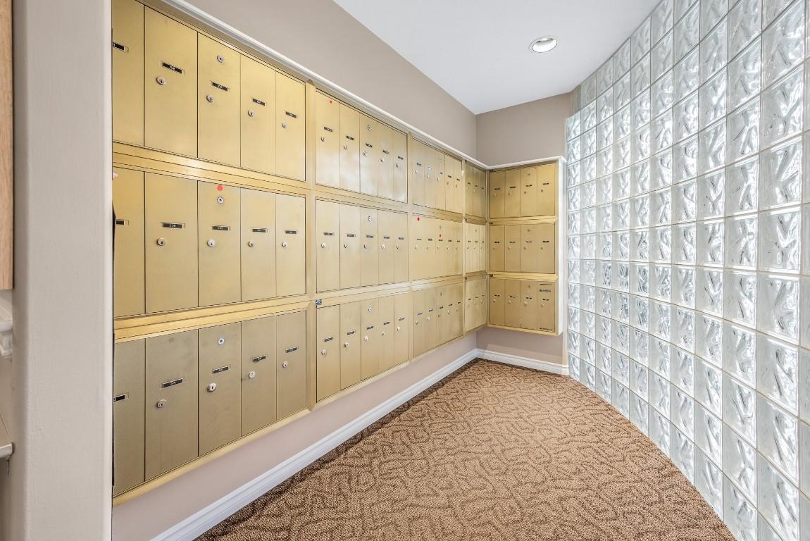 213-3300 Centennial Drive, Vernon, BC - Indoor Photo Showing Other Room