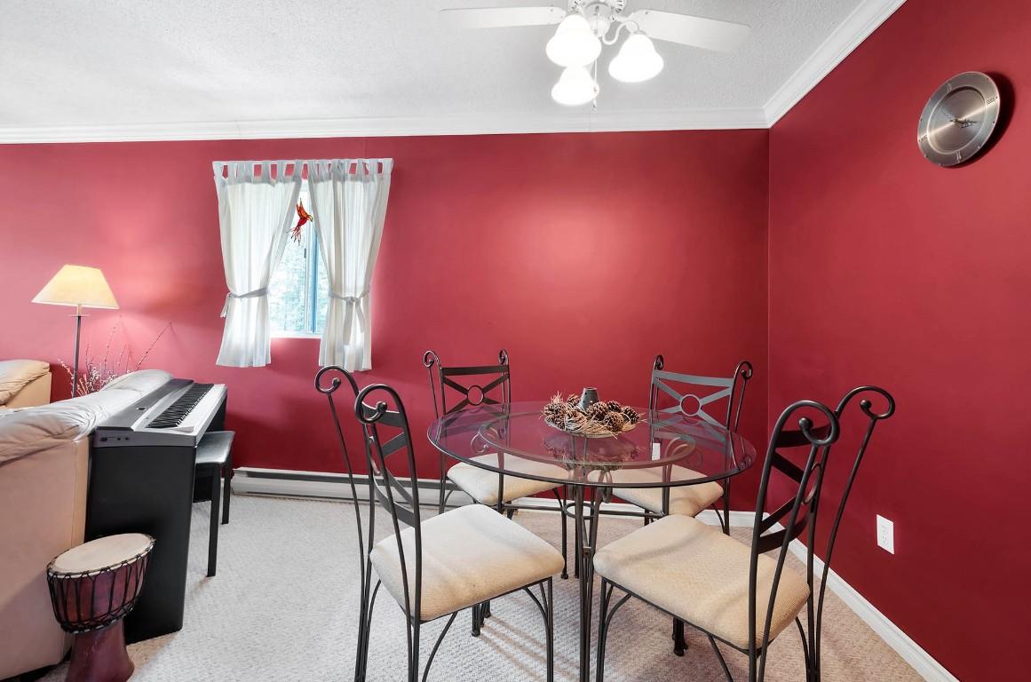 16-245 Park Drive, Clearwater, BC - Indoor Photo Showing Dining Room