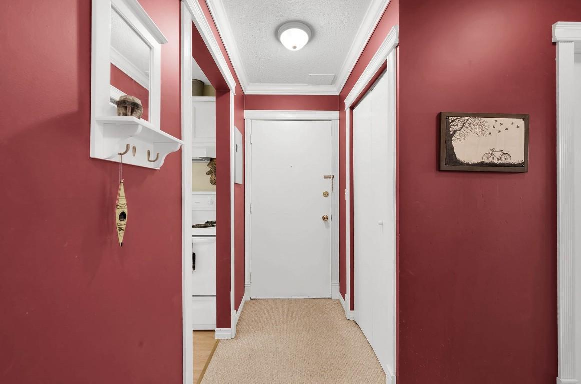 16-245 Park Drive, Clearwater, BC - Indoor Photo Showing Other Room