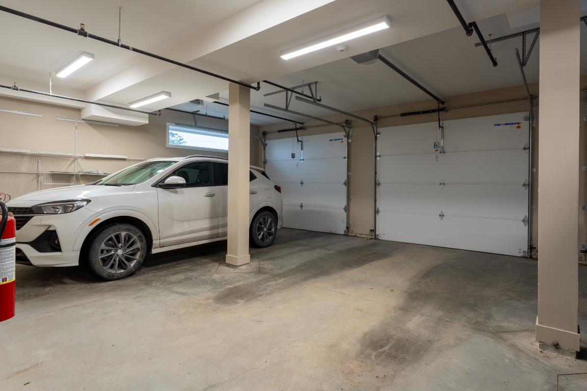 5-9700 Santina Road, Lake Country, BC - Indoor Photo Showing Garage